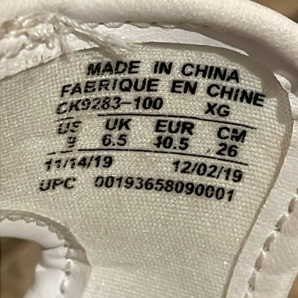 Nike Owaysis White Sandal Shoes Womens Size 9 CK9283-100 Lightweight Comfort